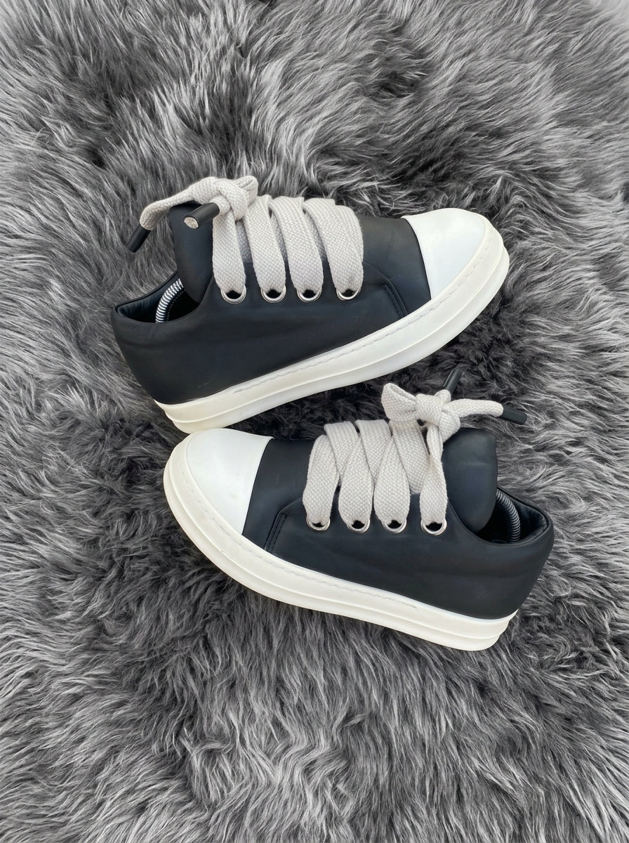 JUMBO LACES — BLACK